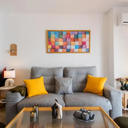 Atarazanas River Road * Малага