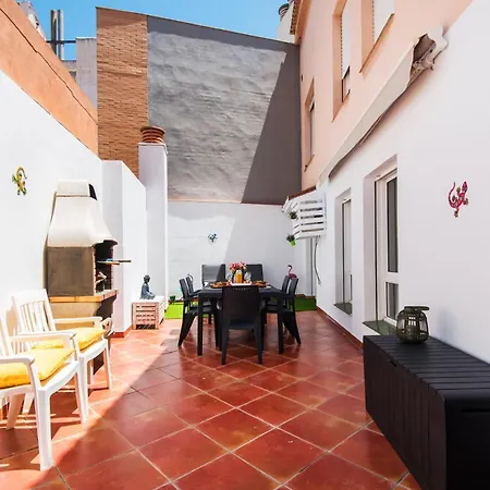 Atarazanas River Road * Малага