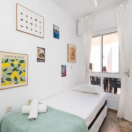 Atarazanas River Road Апартаменты