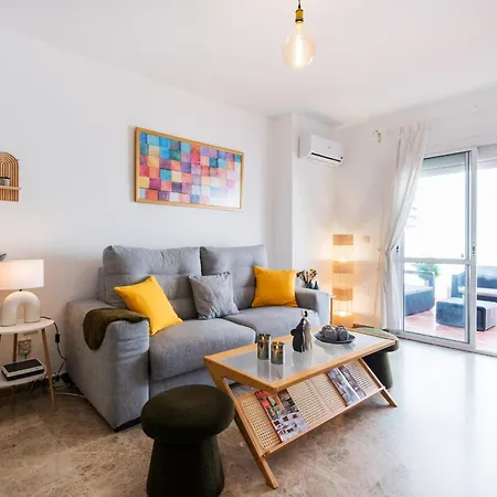 Atarazanas River Road Апартаменты