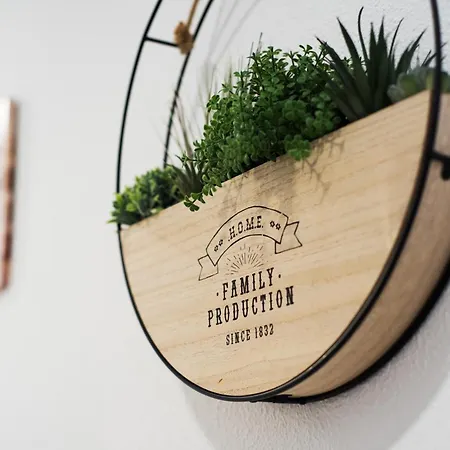 Апартаменты Atarazanas River Road *